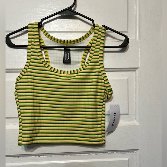 Hurley Tops - Hurley brand crop top